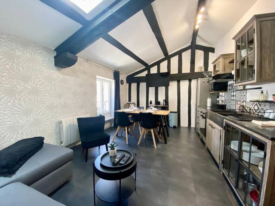 Bel Appartement - 2 Chambres - Proche Du Vieux Marche La Rochelle  Ngoại thất bức ảnh