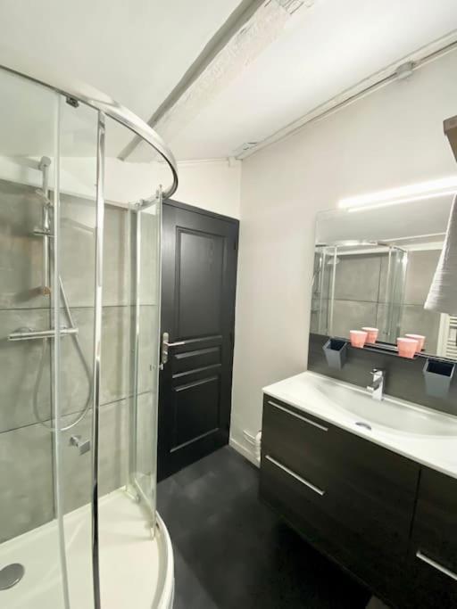 Bel Appartement - 2 Chambres - Proche Du Vieux Marche La Rochelle  Ngoại thất bức ảnh