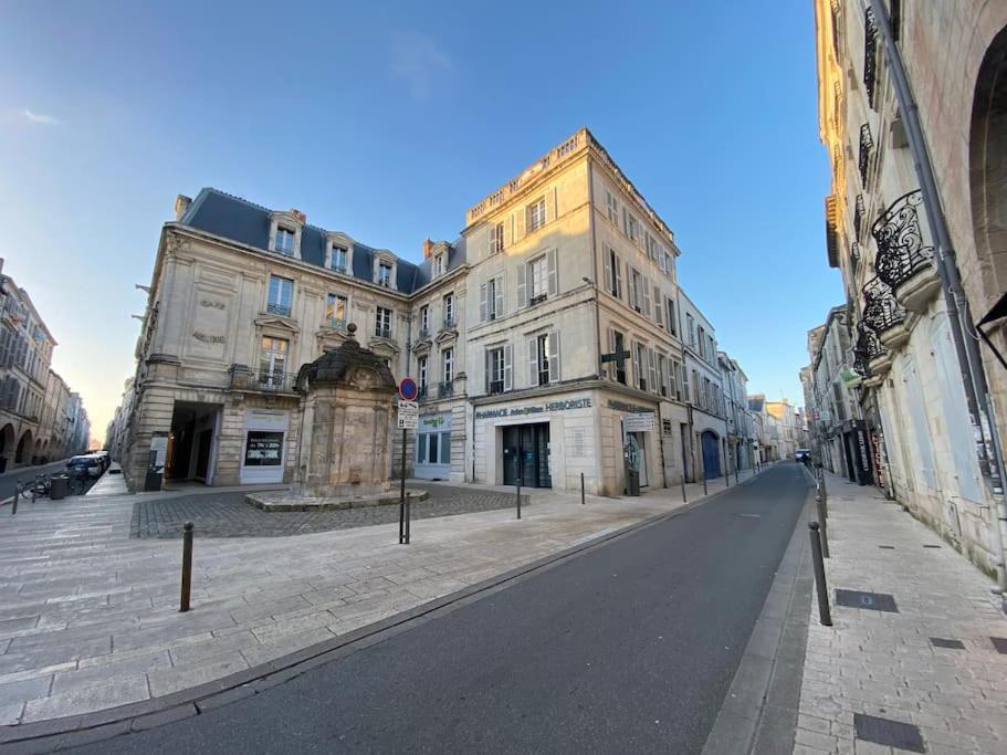 Bel Appartement - 2 Chambres - Proche Du Vieux Marche La Rochelle  Ngoại thất bức ảnh